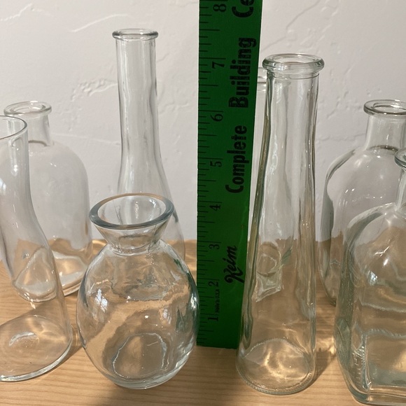Assorted Clear Bud Vases 10 - Picture 5 of 7